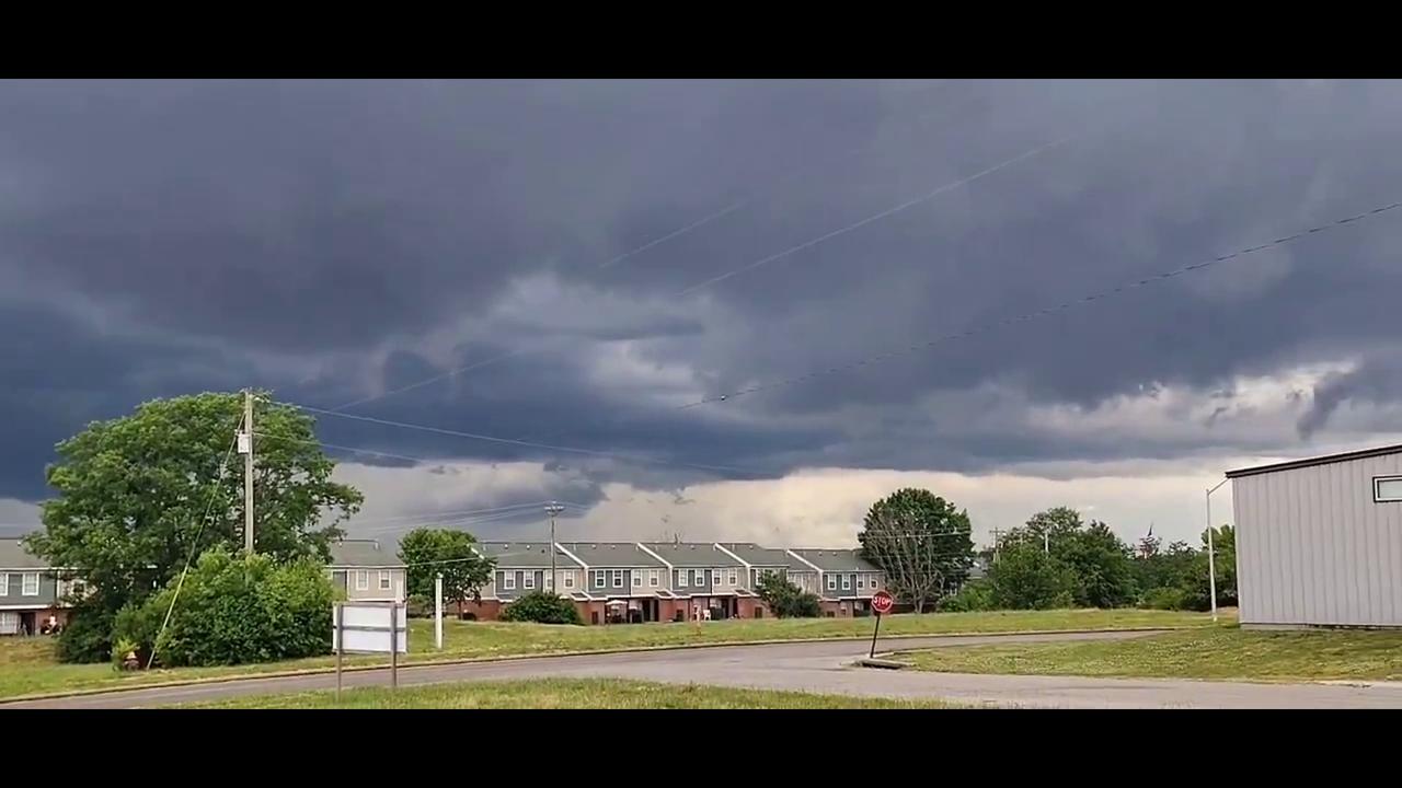 Video thumbnail for US: Storm Clouds Loom Over Nicholasville, KY.