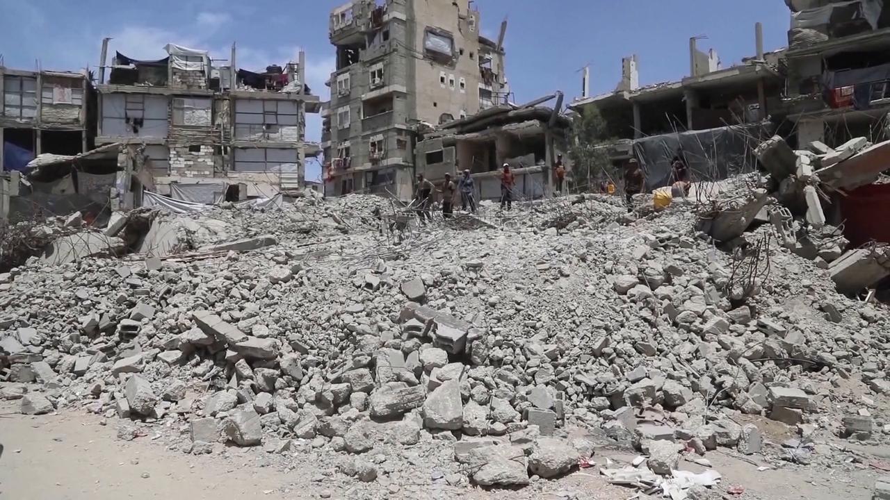 Video thumbnail for Israeli PM orders military expansion in Gaza, Hamas warns ceasefire collapse.