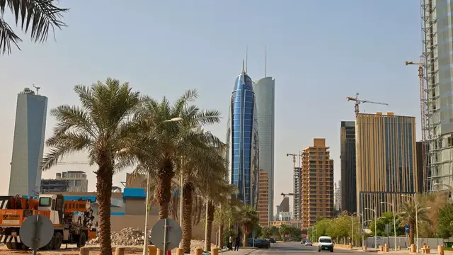 Video thumbnail for Saudi says Houthi missile attack on Riyadh injures four, damages 15 homes