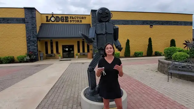 Video thumbnail for Lodge Factory Store Stop - Simply Jocelyn