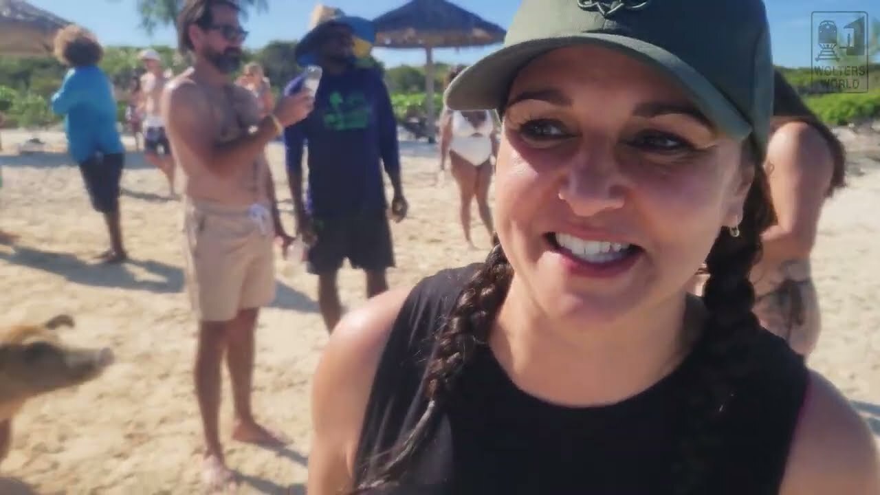 Video thumbnail for Swimming With the Pigs in The Bahamas: Amazing or Overrated?