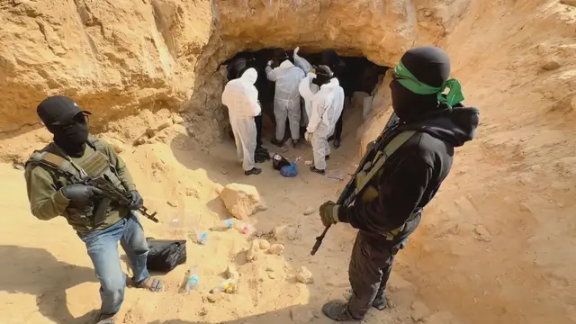 'Video thumbnail for Hamas says it retrieved body of deceased Israeli soldier Hadar Goldin'