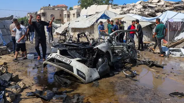Video thumbnail for Israeli attacks on Gaza kill at least five, including children despite ceasefire