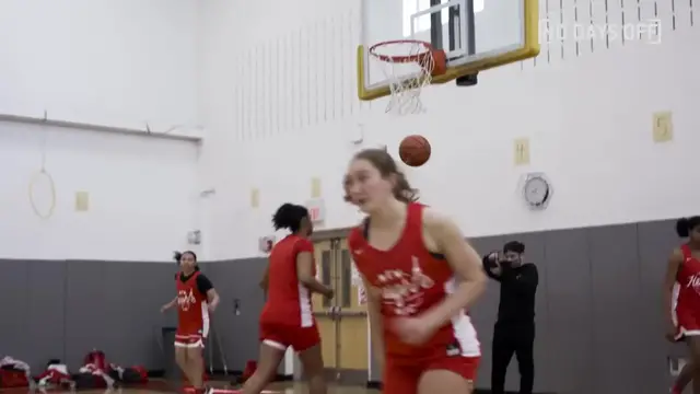 'Video thumbnail for 17-Year-Old Might Be The TOUGHEST Hooper To Guard In The Nation!'