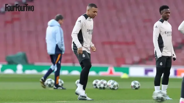 'Video thumbnail for Yamal vs Mbappe: Who was better at 18 years old? #shorts'