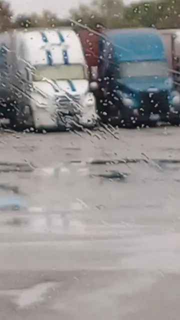 Video thumbnail for Race truck