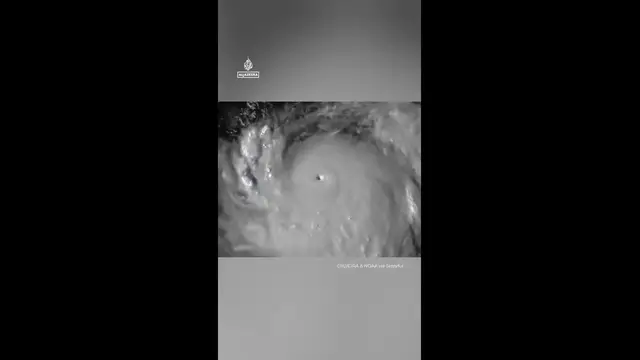 'Video thumbnail for Storm hunters fly into eye of Hurricane Erin over the Caribbean'
