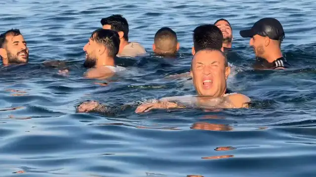 Video thumbnail for Gaza Youth Seek Seaside Escape 29.