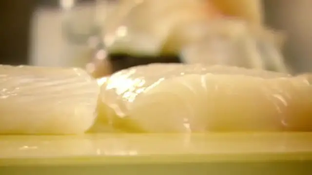 Video thumbnail for Tandoori Spiced Halibut with Cucumber Raita ¦ Gordon Ramsay's The F Word Season 3 (720p 25fps)