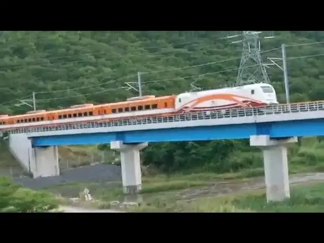 Video thumbnail for Tanzanian SGR electric train