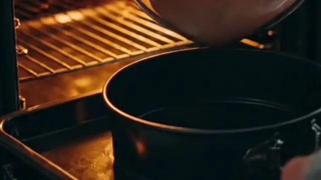 Video thumbnail for Carrot chocolate cake