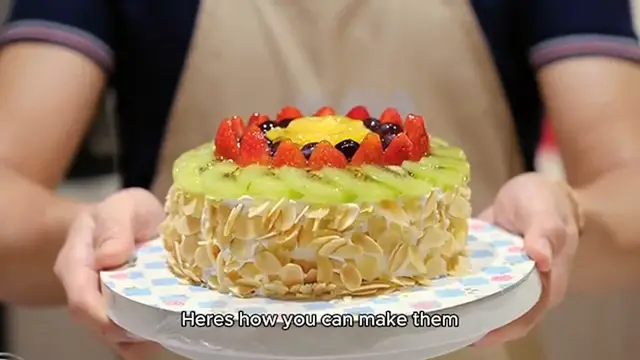 Video thumbnail for Mini Pineapple Upside Down cake