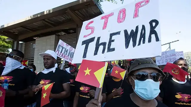 Video thumbnail for Tigray tensions rise as regional forces seize Mekelle airport