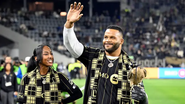 Video thumbnail for Will Aaron Donald Un-Retire for Rams' Playoff Push?