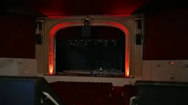 Video thumbnail for Is this haunted theater's scariest show happening after the curtain falls?