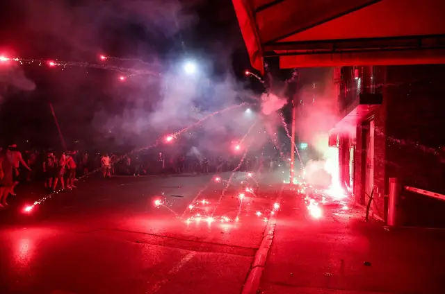'Video thumbnail for Riot police clash with protesters in Serbia'