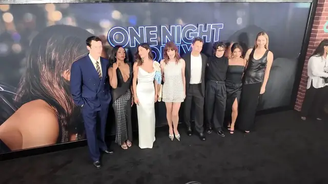 Video thumbnail for NY: One Night Only Premiere - Arrivals 13.