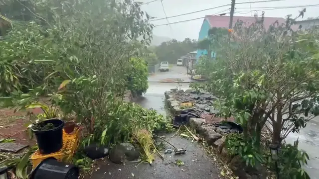 Video thumbnail for Japan: Typhoon Dolphin Brings Powerful Winds and Outages to Ogasawara Islands.
