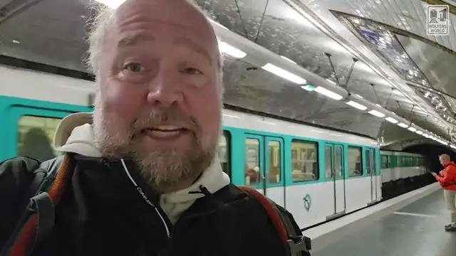 Video thumbnail for Paris Metro Tips: Everything Tourists Need to Know