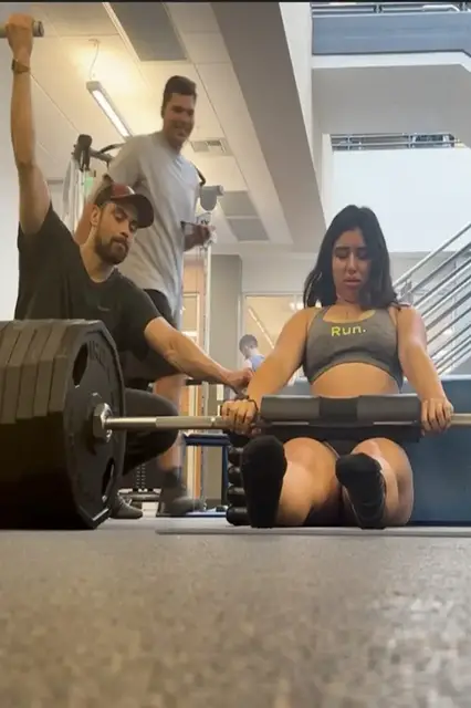 'Video thumbnail for Heaviest weighted hip thrust (female) - 274.42 kg (605 lbs) by Kaitlyn Callo'