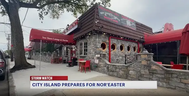 Video thumbnail for Choppy waters, familiar fears: City Island braces for nor’easter