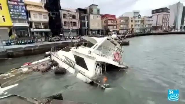 Video thumbnail for Typhoon Champi batters Taiwan