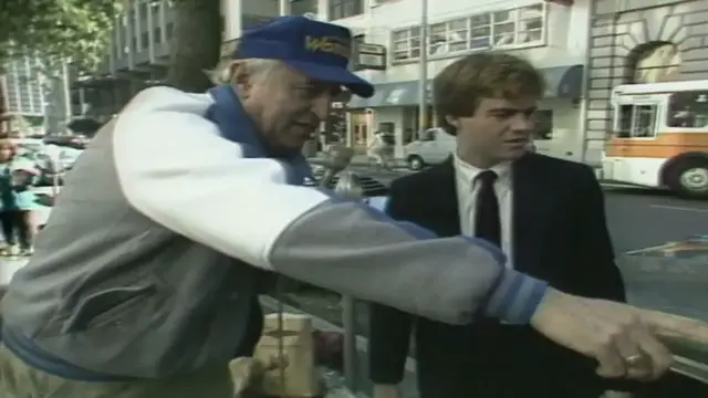 Video thumbnail for Bob Uecker introduces Mal Scharpe Street Games for Episode 19 of The Wacky World of Sports