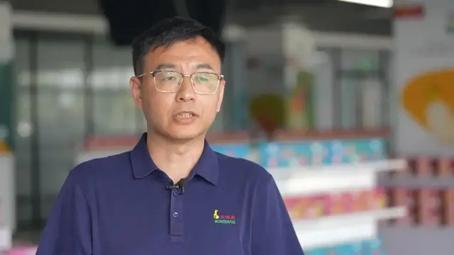 Video thumbnail for China: China develops a growing sweet tooth for Egypt's frozen strawberries.