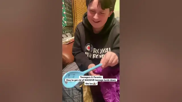 Video thumbnail for Teenage Turd Alert! This 14 Year Old Gets the Perfect Anti-Loo Blocking Christmas Gift #funnyvideo