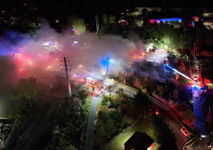 Video thumbnail for Fire-damaged former factory in West Haverstraw now demolished
