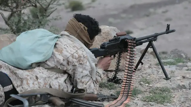 Video thumbnail for Yemen government forces widen attacks against Houthis: What we know