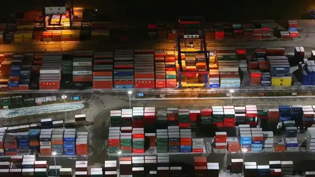 Video thumbnail for China: Huai'an Container Port.