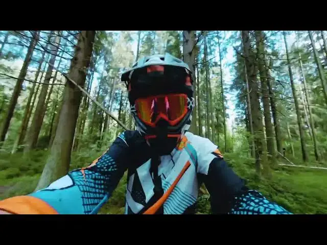 Video thumbnail for Forest Race In Bike