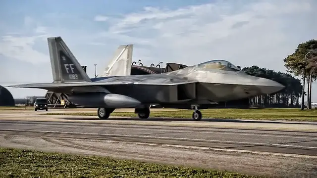 'Video thumbnail for F-22 Raptors Arrive At RAF Lakenheath (October 2018)'