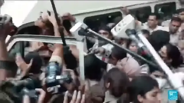 Video thumbnail for India: Police crack down on New Delhi protests