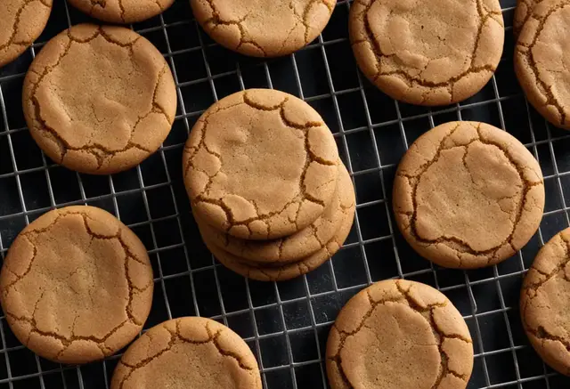 Video thumbnail for Ginger Snaps Recipe