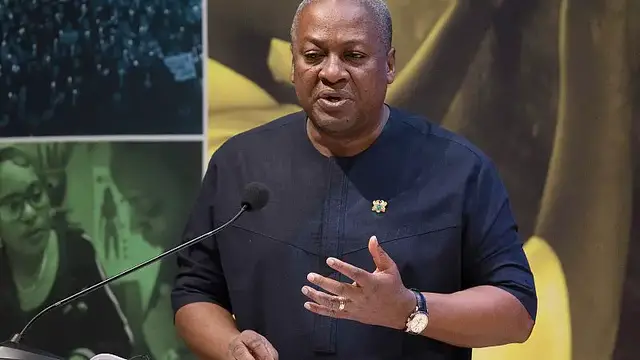 'Video thumbnail for Ghana's president pardons hundreds of prisoners'