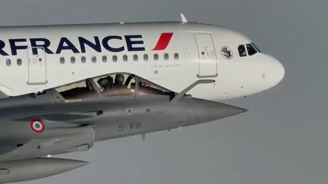 Video thumbnail for Fighter jets escort Pope Leo on final day of his France tour