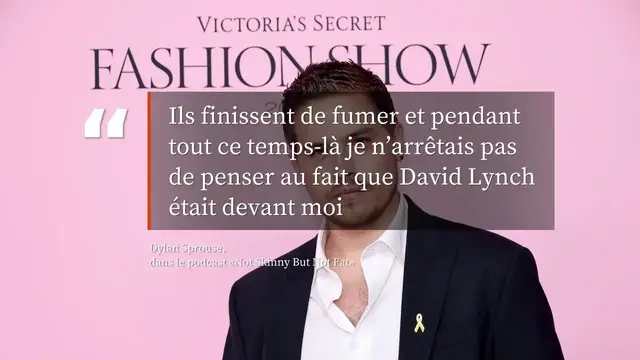 Video thumbnail for Dylan Sprouse a arrêté de fumer après avoir rencontré David Lynch.
