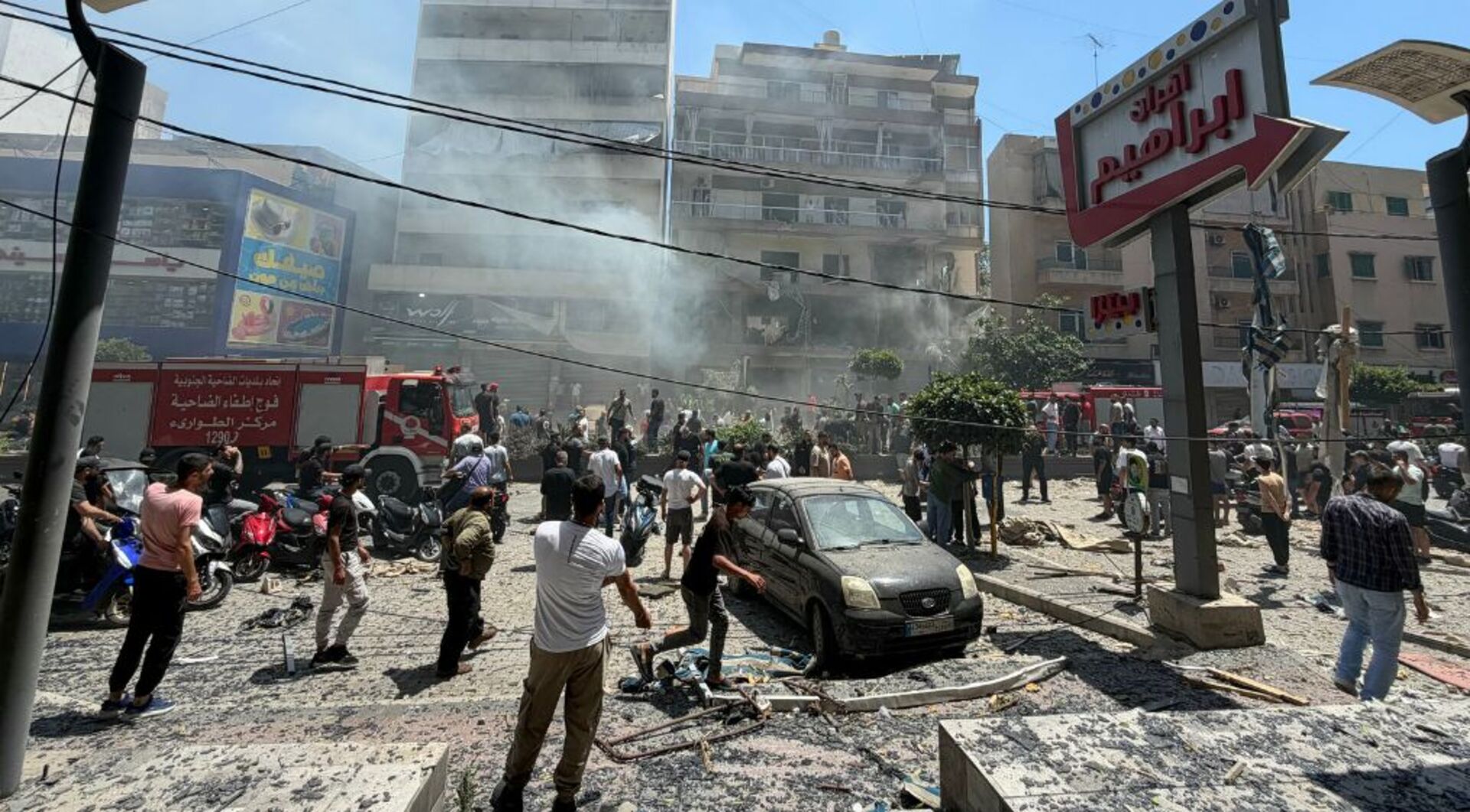 Video thumbnail for Israel strikes Beirut's southern suburbs as Iran and US close in on deal