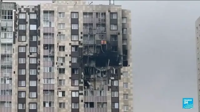Video thumbnail for Ukraine fires over 1,000 drones at Russia in "largest ever" attack on Moscow