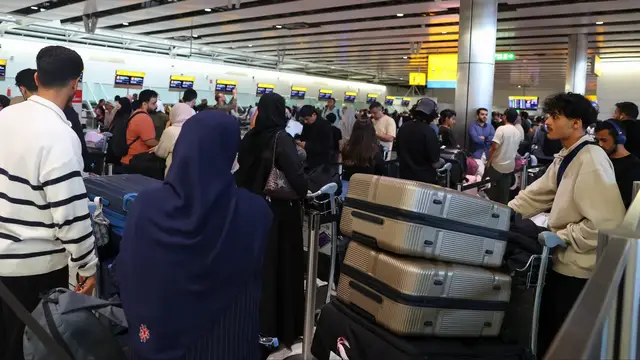 'Video thumbnail for European airports disrupted: Cyberattack causes delays and cancellations'