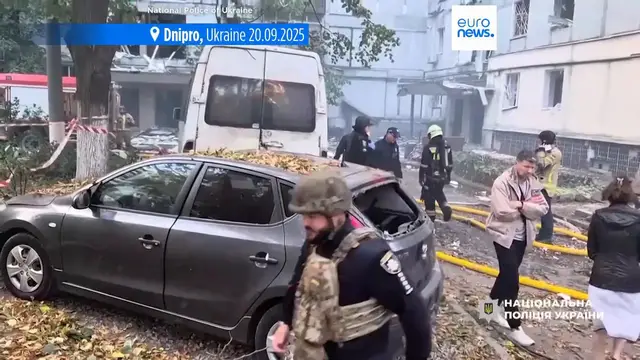 'Video thumbnail for Moscow launches large-scale attack on Ukraine as Kyiv continues attacks on Russian oil refineries'