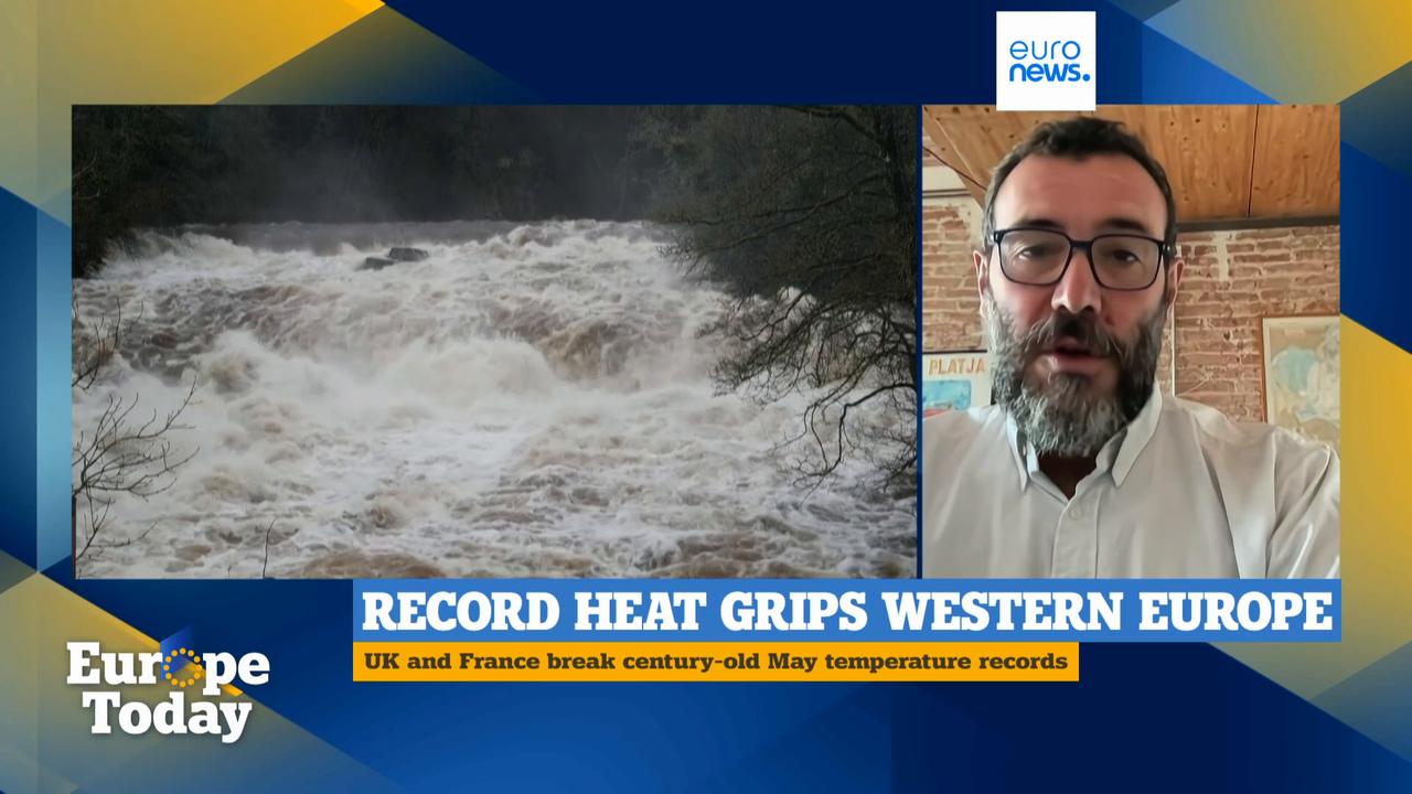 Video thumbnail for Climate expert warns of 'possible' hottest summer ahead