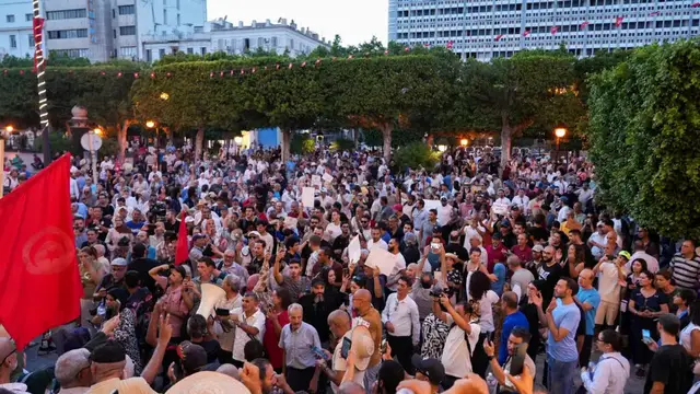 Video thumbnail for Tunisia water crisis deepens as temperatures approach 50°C