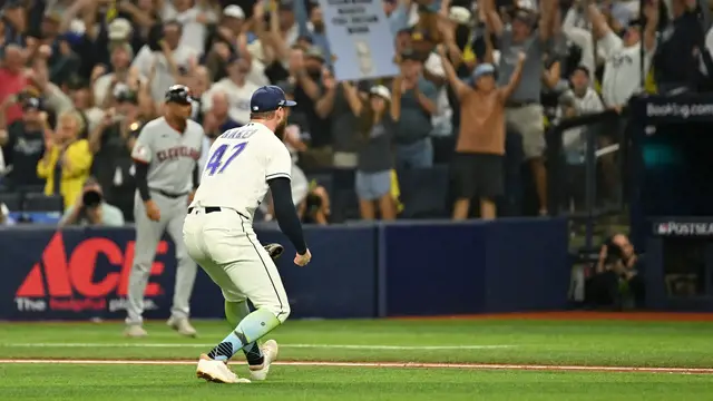 Video thumbnail for Why Rays Fans Didn't Sell Out the ALCS in Tampa Bay