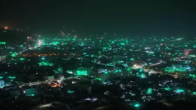 Video thumbnail for Yemen: Fireworks, green illuminations light up Sana'a night sky for Mawlid al-Nabi.