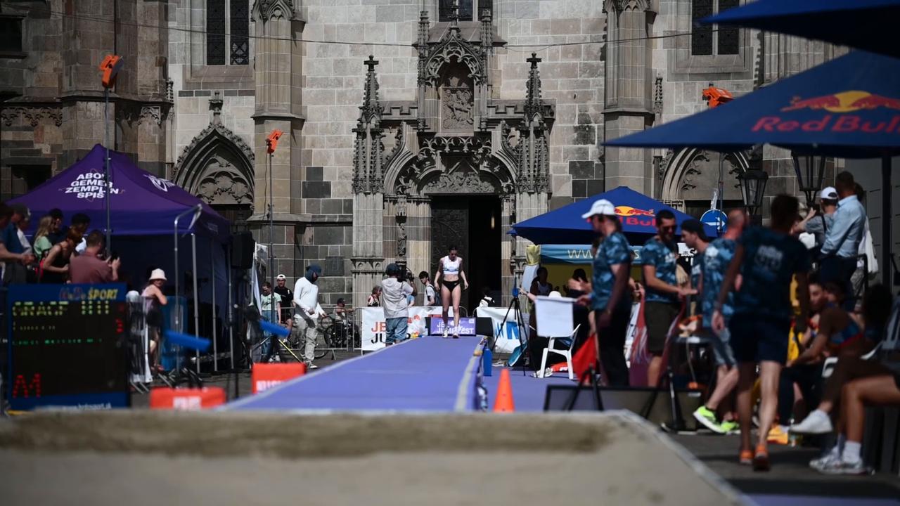 Video thumbnail for Slovakia: Athletes compete at JBL Jump Fest 2026 in Slovakia.