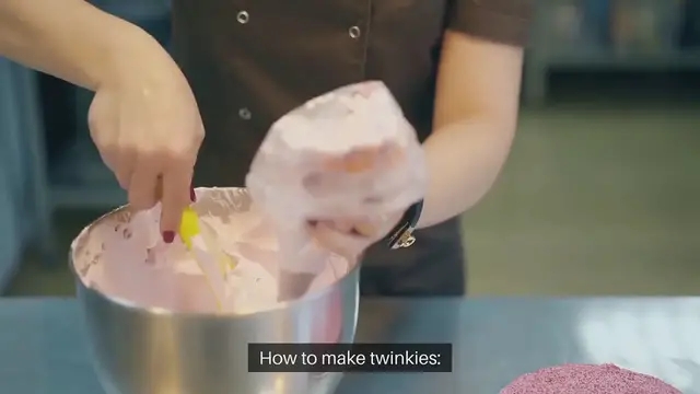 Video thumbnail for How to make twinkies