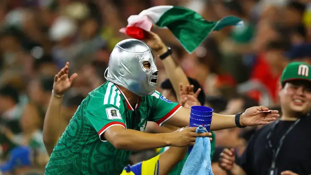 Video thumbnail for Uniting Fans: The Heart of Mexican Soccer Community